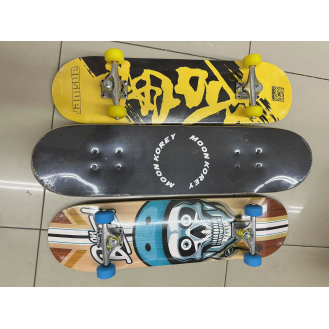 CC072-008 Skating Board /H1907PU
