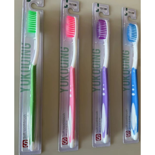 CC108-004 Toothbrush