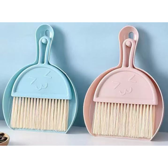 CC109-0036 BRUSH SETH-2011