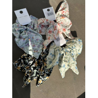 Square hair scrunchies