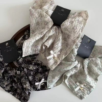 Square hair scrunchies