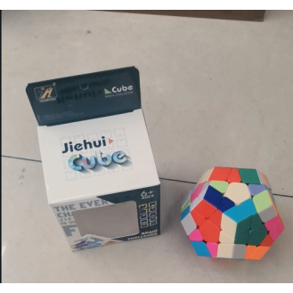 cc130-011 magic cube5.5CM