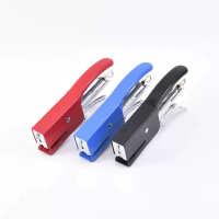 Pincer type stapler